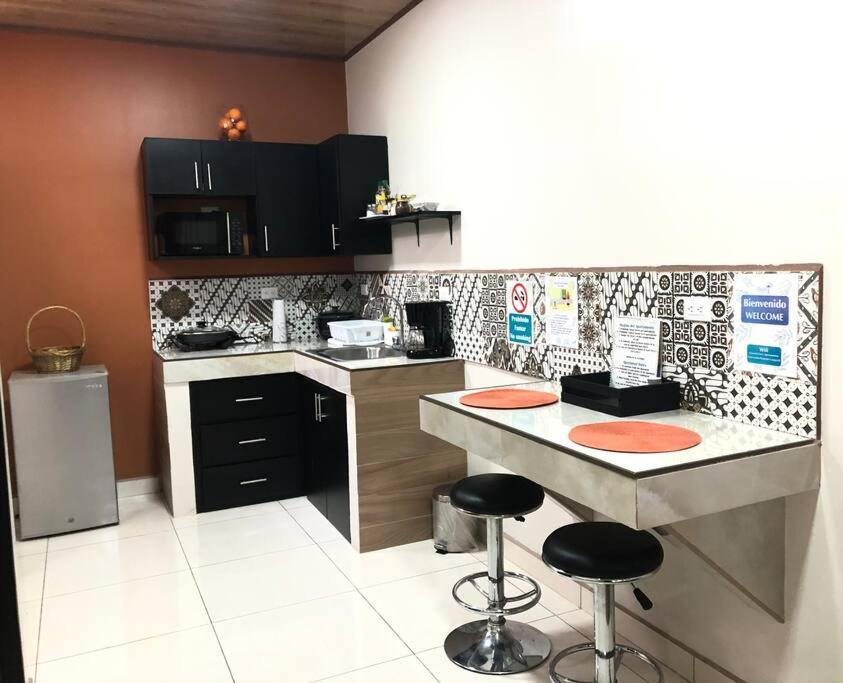 Departamento H Gonzalez 2 Appartement Alajuela Buitenkant foto